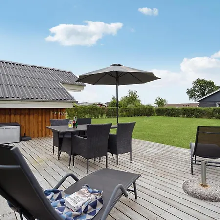 2 Bedroom Stunning In